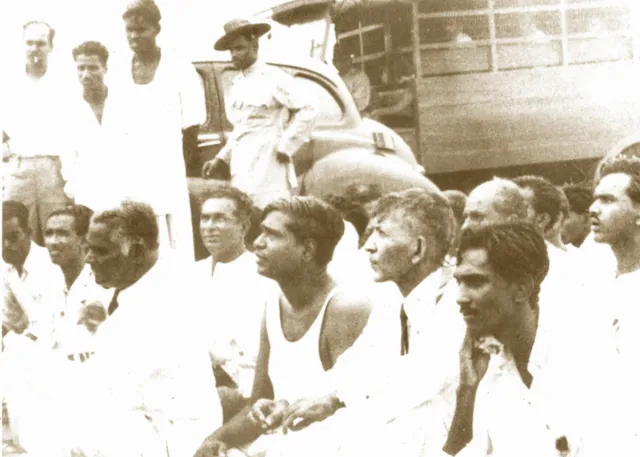 Historical photograph of the 1956 Galle Face satyagraha