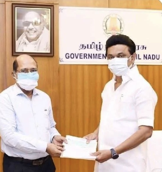 Supplied photograph of Veeramani meeting M. K. Stalin